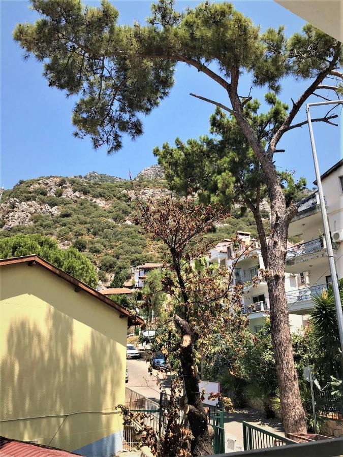 Smyrna Uzuncarsi Kaş Exterior photo