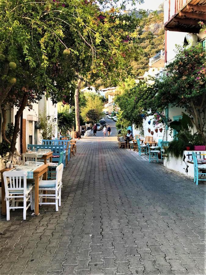 Smyrna Uzuncarsi Kaş Exterior photo